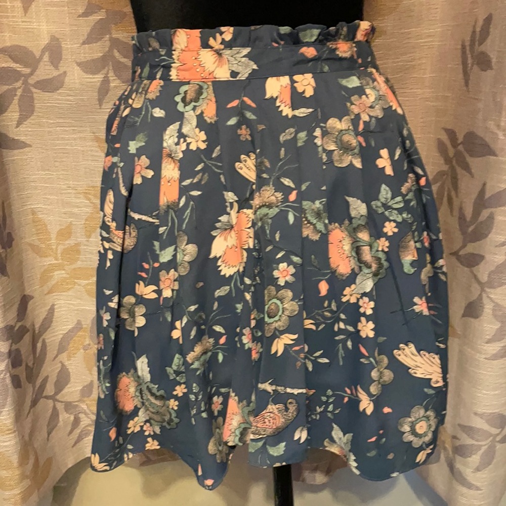 Forever 21 - Floral Pleated Skirt with Pockets